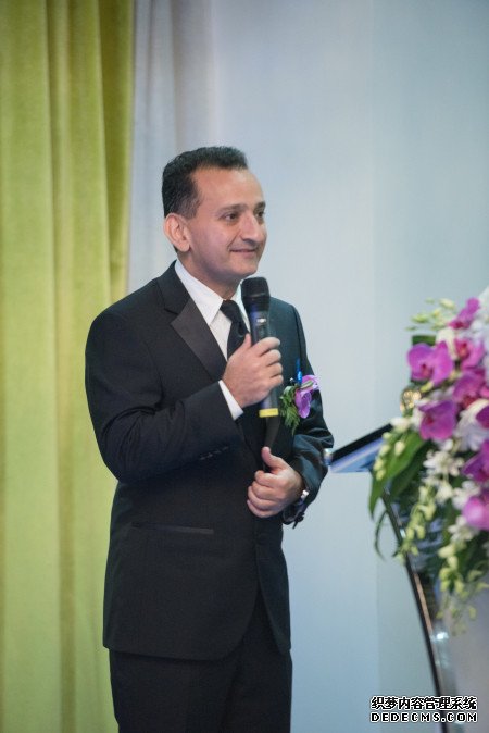 ǿ³ Mr Shahrooz̨´